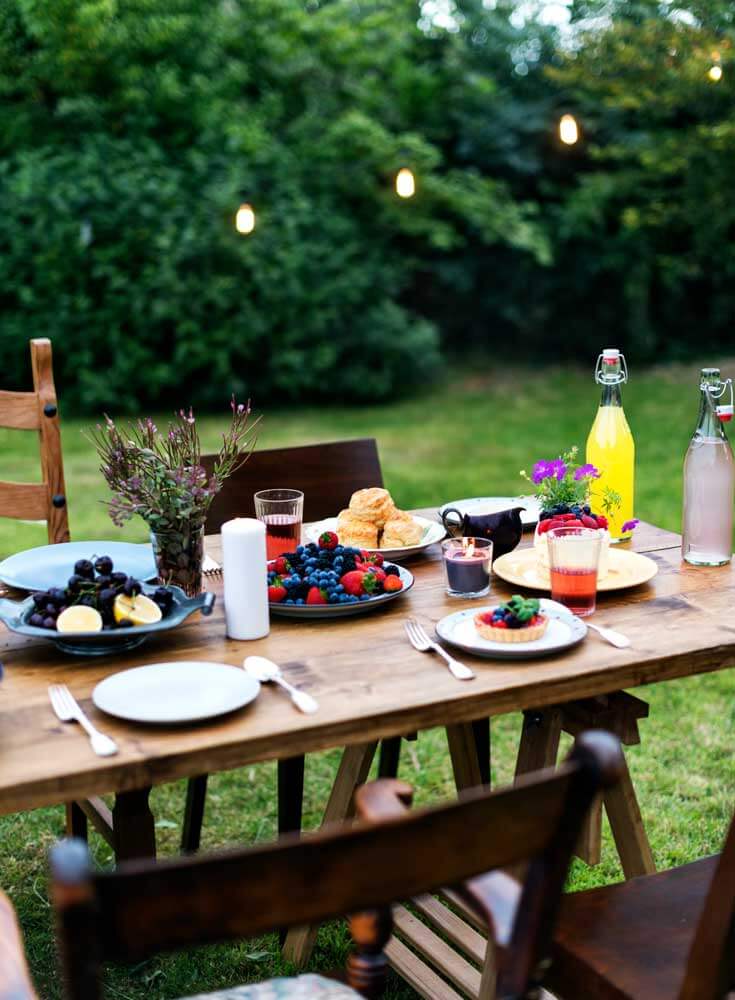 table setting for a mid-summer outdoor party
