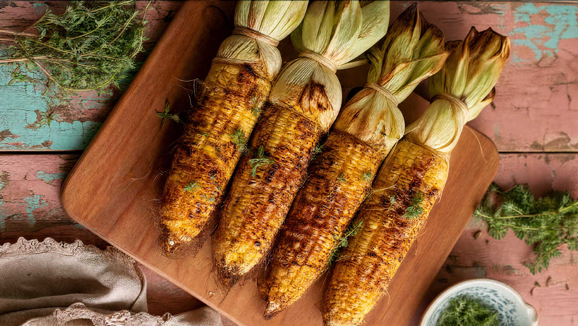 corn on cob on serving platter
