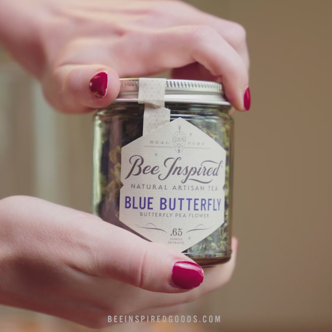 making blue butterfly pea soda